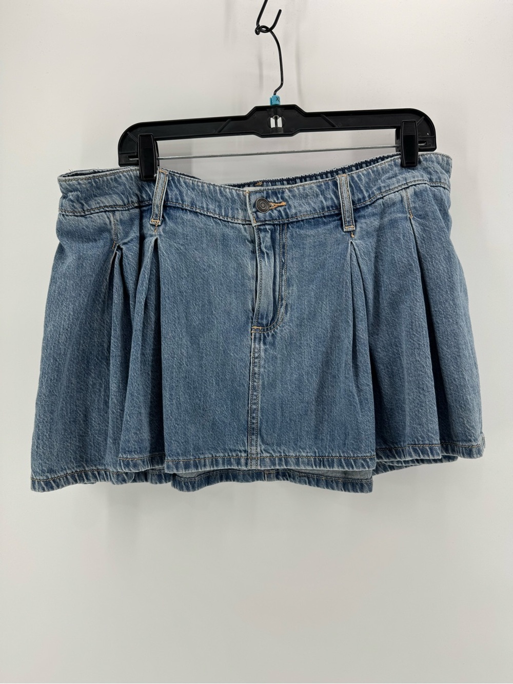 Hollister Womens Blue Denim Pleated Mini Skirt